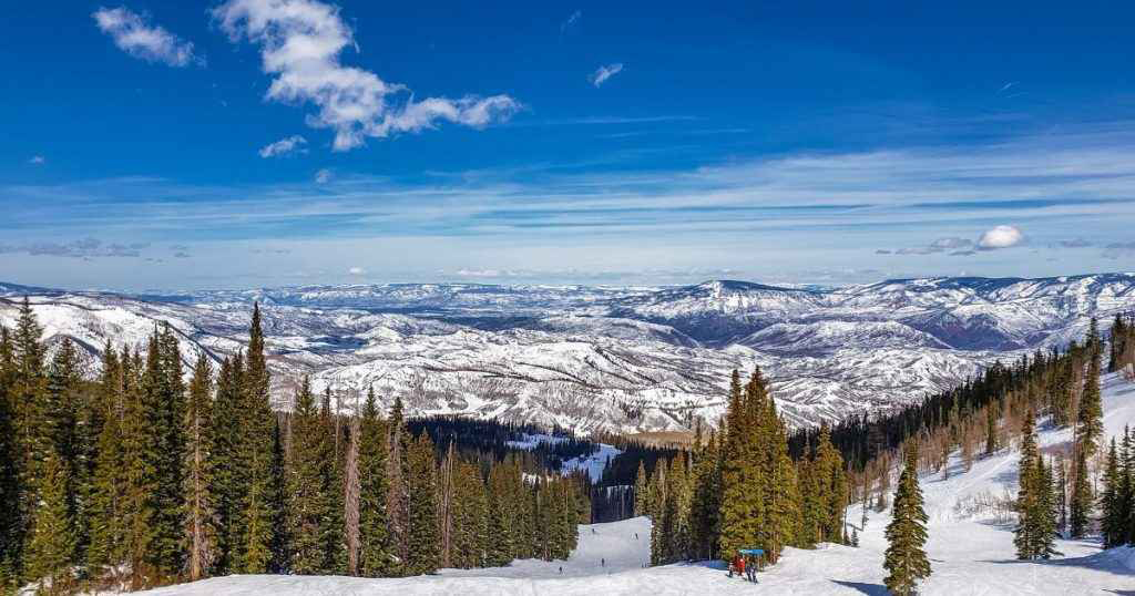 Book a Shuttle for Your Holiday Vacation