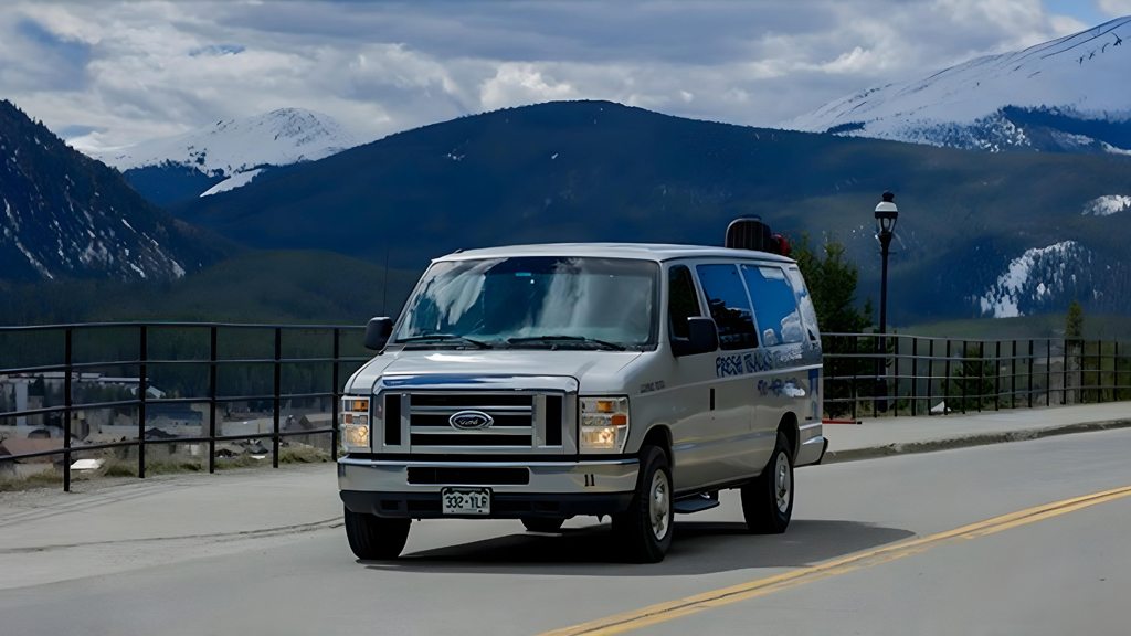 Safe and Scenic Rides with Fresh Tracks Shuttle Service